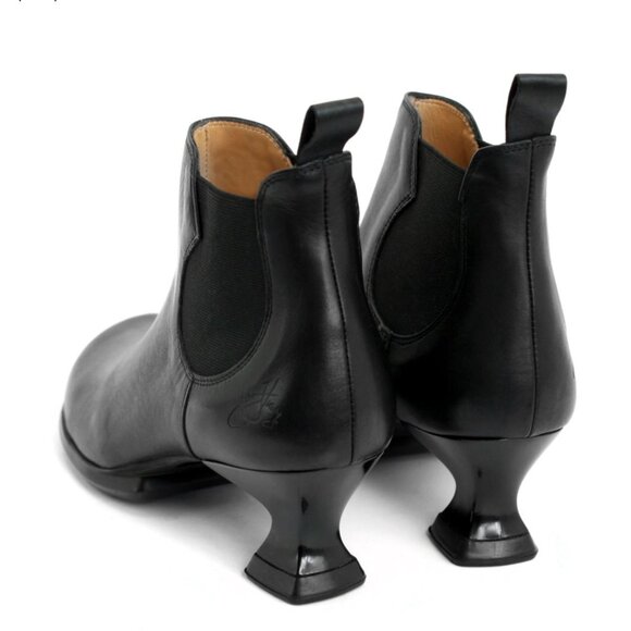 Fluevog Danke Black Low Heel Chelsea Boot - Picture 7 of 10